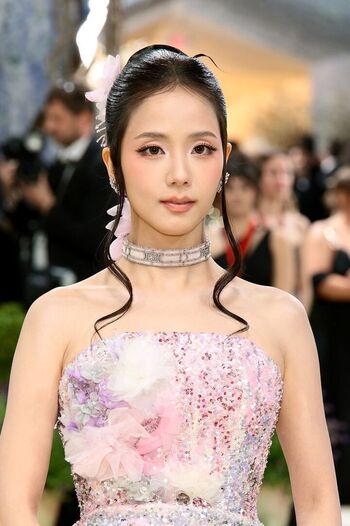Jisoo  page leaked private photo uncensored HD quality