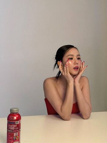 Jisoo  page leaked private photo uncensored HD quality