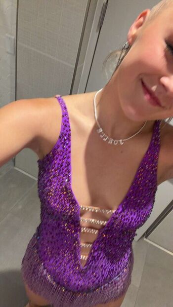 Jojo siwa page leaked private photo uncensored HD quality