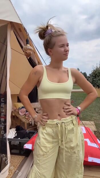 Julia beautx page leaked private photo uncensored HD quality