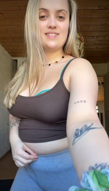 Juliedml page leaked private photo uncensored HD quality