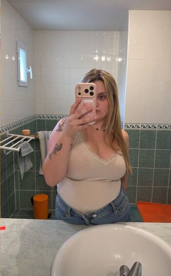 Juliedml page leaked private photo uncensored HD quality