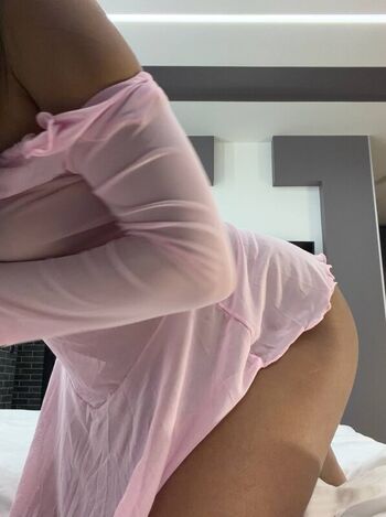 Karagomersi leaked private photo uncensored HD quality