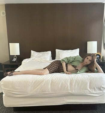 Karen gillan leaked private photo uncensored HD quality