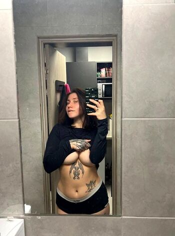 Kathie page leaked private photo uncensored HD quality