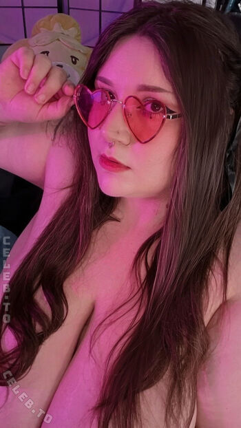 Kathydarlingxo leaked private photo uncensored HD quality