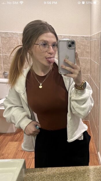 Katie lindeen leaked private photo uncensored HD quality