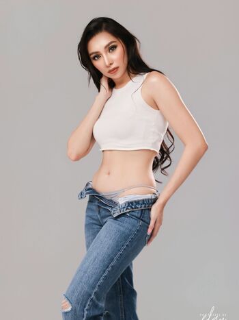 Keanalouisedeleon page leaked private photo uncensored HD quality
