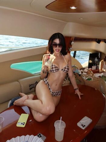 Kenia os page leaked private photo uncensored HD quality