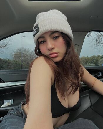 Kimmyroxana leaked private photo uncensored HD quality