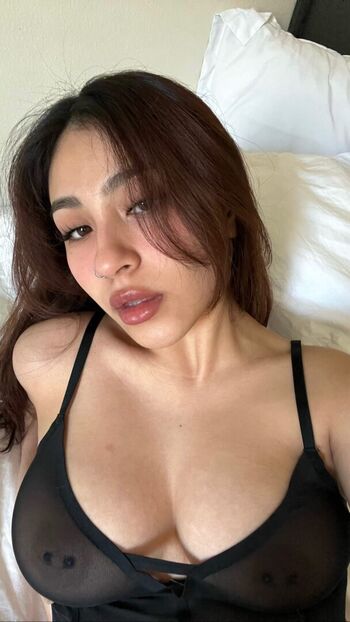 Kimmyroxana leaked private photo uncensored HD quality