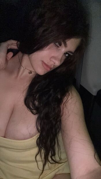 Kittygirlmel leaked private photo uncensored HD quality