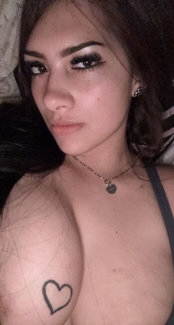 Kittygirlmel leaked private photo uncensored HD quality