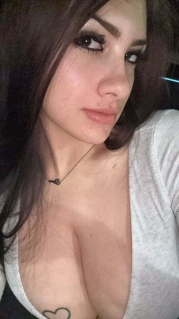 Kittygirlmel leaked private photo uncensored HD quality