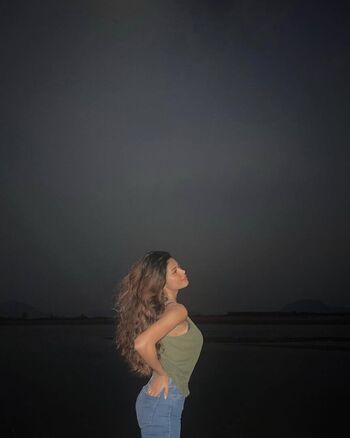 Komal ilsanker page leaked private photo uncensored HD quality