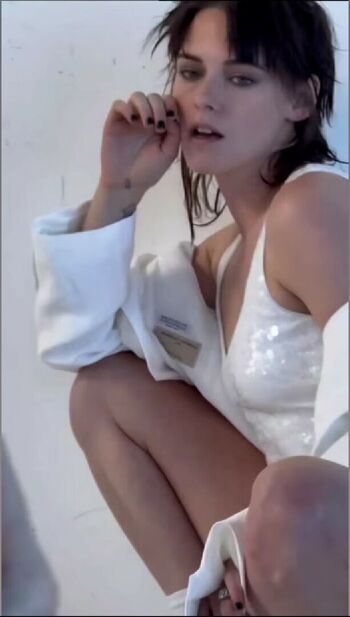 Kristen stewart  page leaked private photo uncensored HD quality