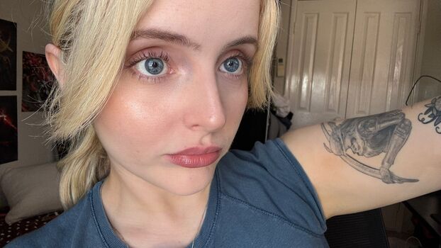 Krysttl leaked private photo uncensored HD quality