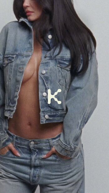Kylie jenner  page leaked private photo uncensored HD quality