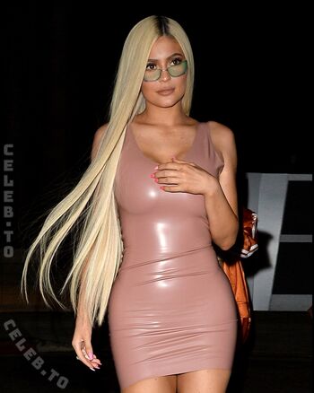 Kylie jenner leaked private photo uncensored HD quality