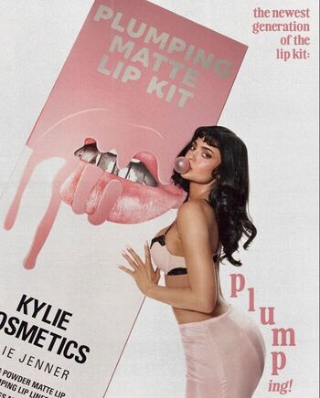 Kylie jenner  page leaked private photo uncensored HD quality