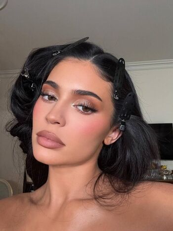 Kylie jenner  page leaked private photo uncensored HD quality
