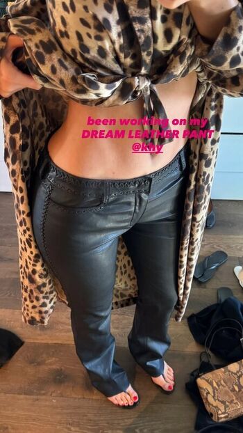 Kylie jenner  page leaked private photo uncensored HD quality