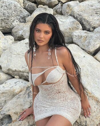 Kylie jenner  page leaked private photo uncensored HD quality