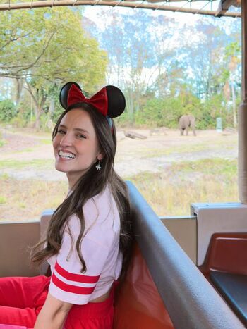 Larissa manoela page leaked private photo uncensored HD quality