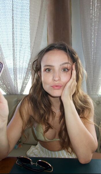 Larissa manoela page leaked private photo uncensored HD quality