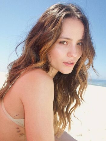 Larissa manoela page leaked private photo uncensored HD quality