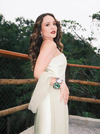 Larissa manoela page leaked private photo uncensored HD quality