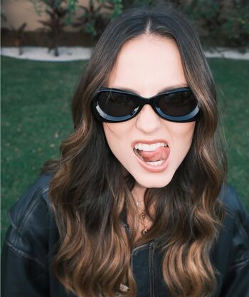Larissa manoela leaked private photo uncensored HD quality