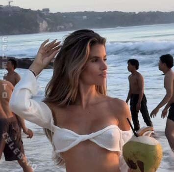 Laura schultz leaked private photo uncensored HD quality