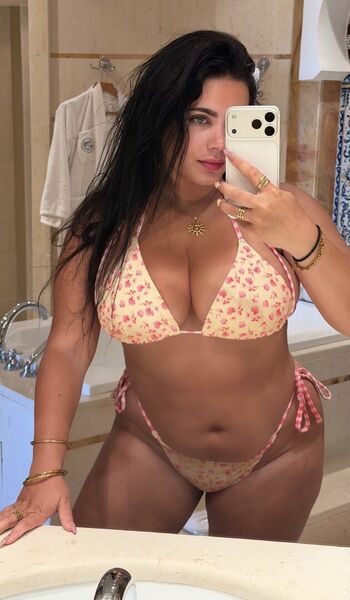 Laurab leaked private photo uncensored HD quality
