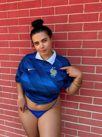 Laurab leaked private photo uncensored HD quality