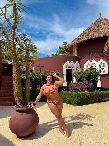 Laurab leaked private photo uncensored HD quality