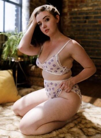 Lauren carter reilly leaked private photo uncensored HD quality