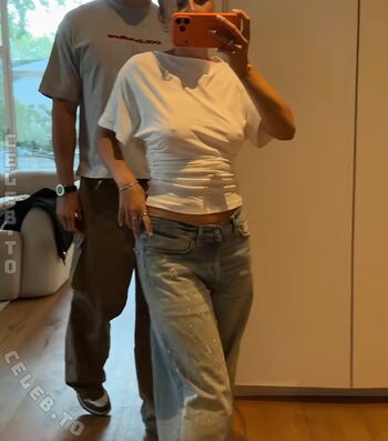 Lea breuer page leaked private photo uncensored HD quality