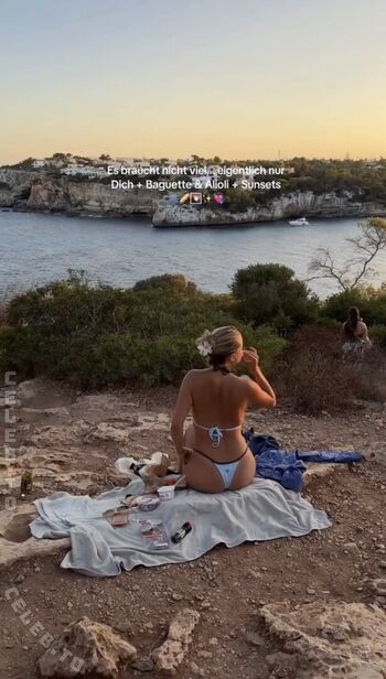 Lea breuer page leaked private photo uncensored HD quality