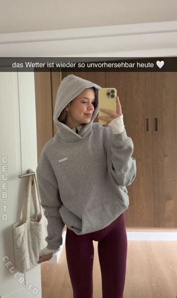 Lea peach leaked private photo uncensored HD quality