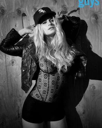 Leven rambin leaked private photo uncensored HD quality