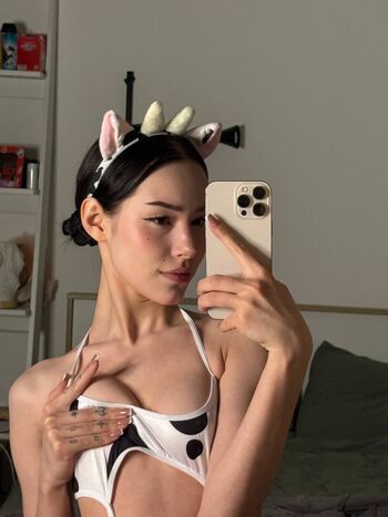 Liaglamour leaked private photo uncensored HD quality