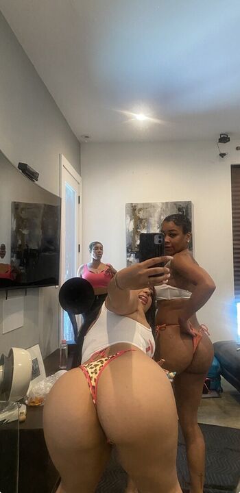 Lightskin  page leaked private photo uncensored HD quality