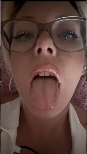 Lilly rose leaked private photo uncensored HD quality