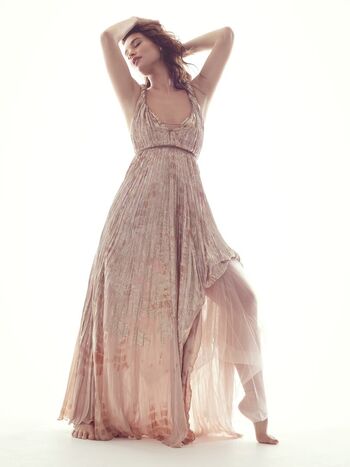 Lily james page leaked private photo uncensored HD quality