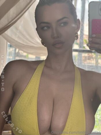 Lindsey pelas  page leaked private photo uncensored HD quality
