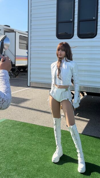 Lisa blackpink page leaked private photo uncensored HD quality
