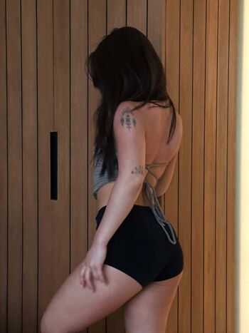 Lisahannalee  page leaked private photo uncensored HD quality