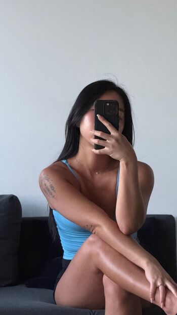 Lisahannalee leaked private photo uncensored HD quality