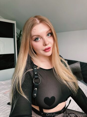 Littlewicked leaked private photo uncensored HD quality